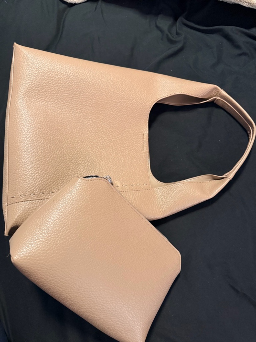 Classic Beige Women’s Tote Bag with Pouch